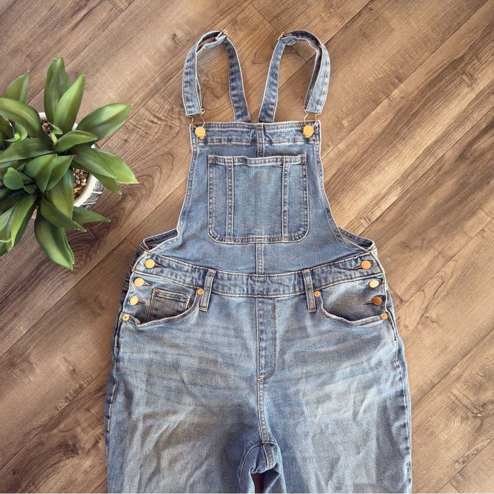 Universal Thread denim cropped overalls size 8/29 - Picture 3 of 8